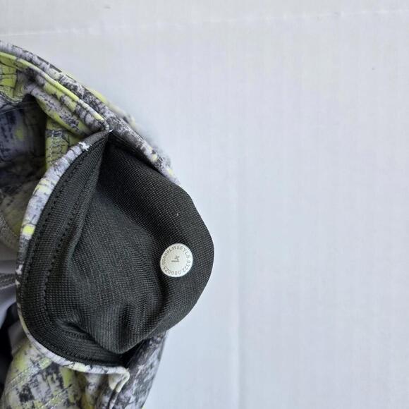 Lululemon Align High Rise Abstract Print Crop Leggings‎ Size 6 - Picture 9 of 9